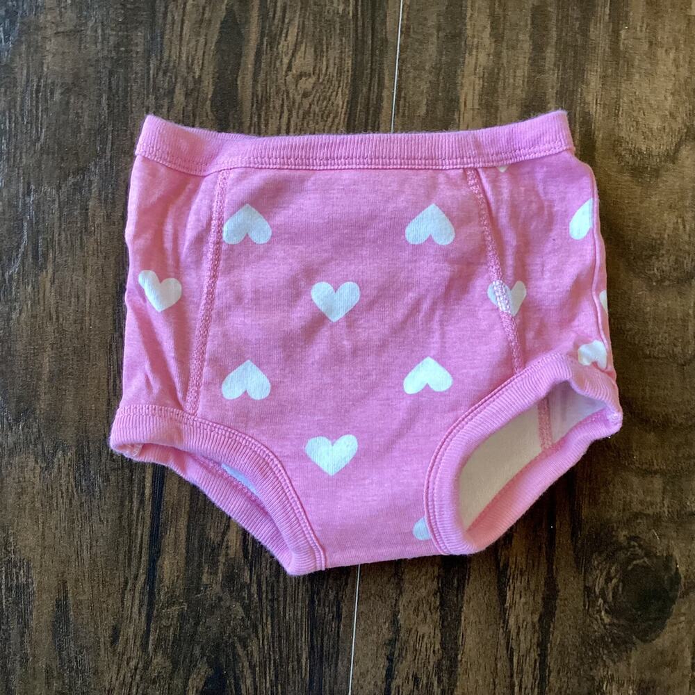 NWOT Gerber® Toddler Girls Hearts Training Pants